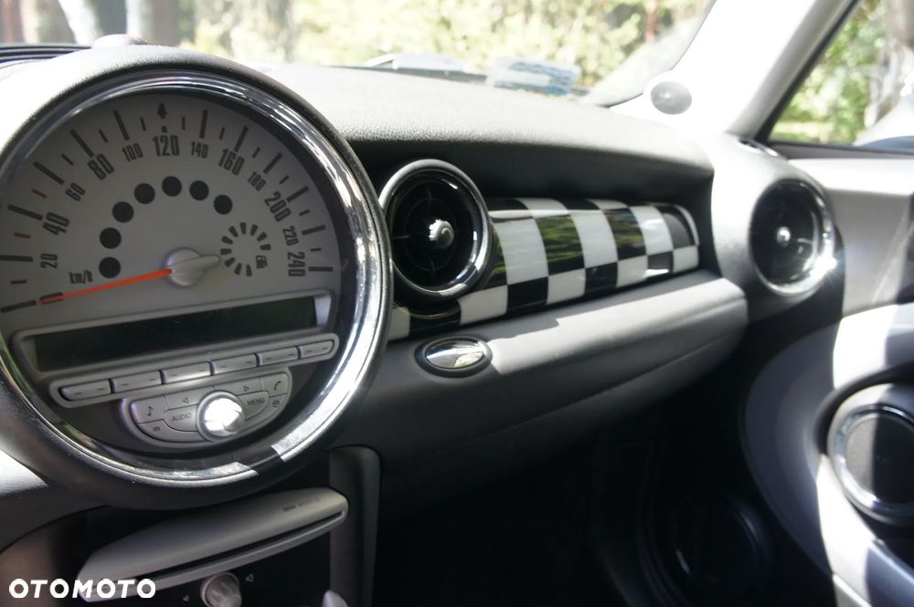 MINI Cooper - 8