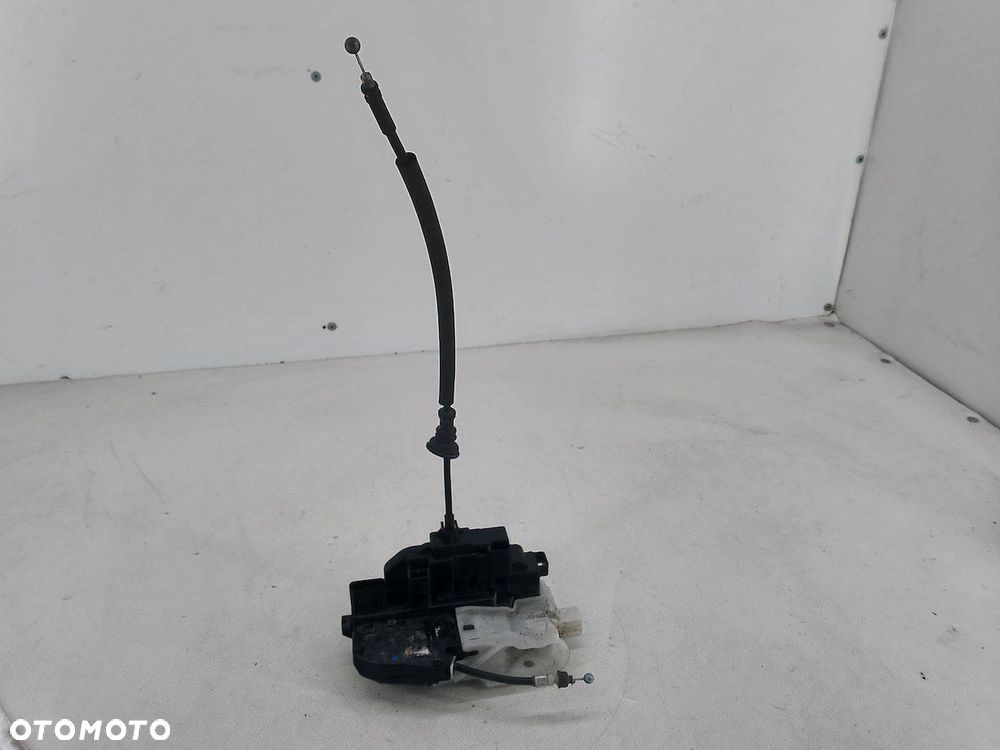 ZAMEK DRZWI LEWY PRZÓD KIA CEE'D I 1.6 DOHC BENZYNA KOMBI - 1