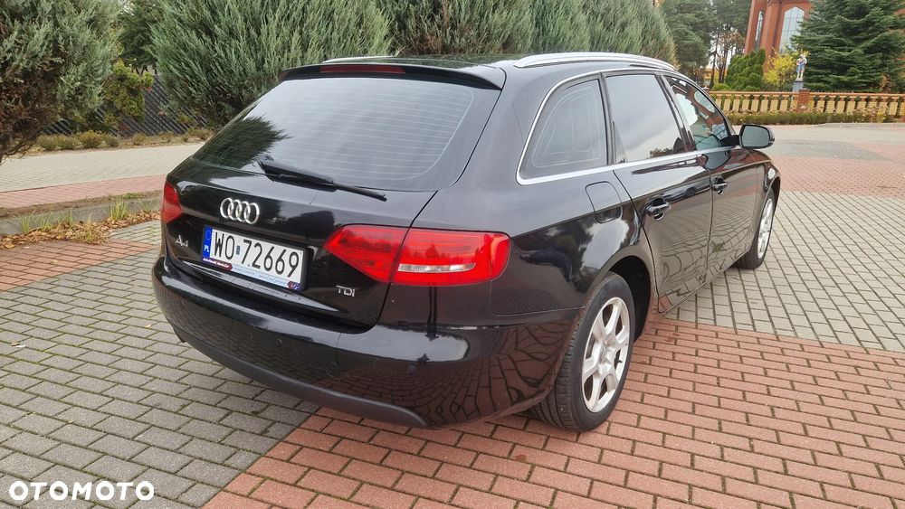 Audi A4 Avant - 5