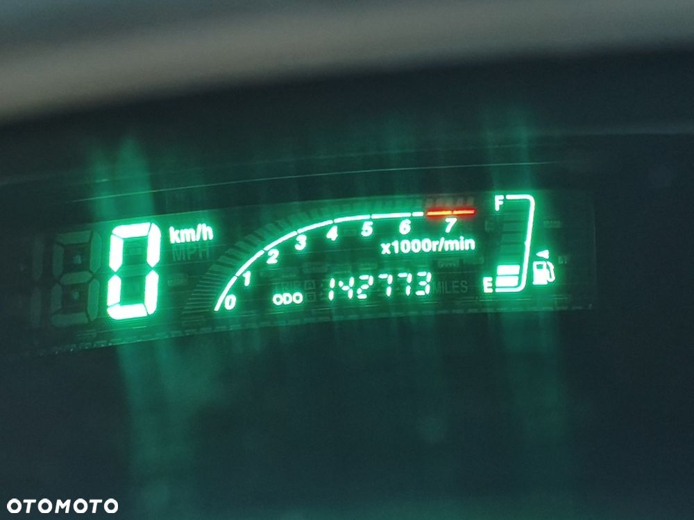 Toyota Yaris - 7