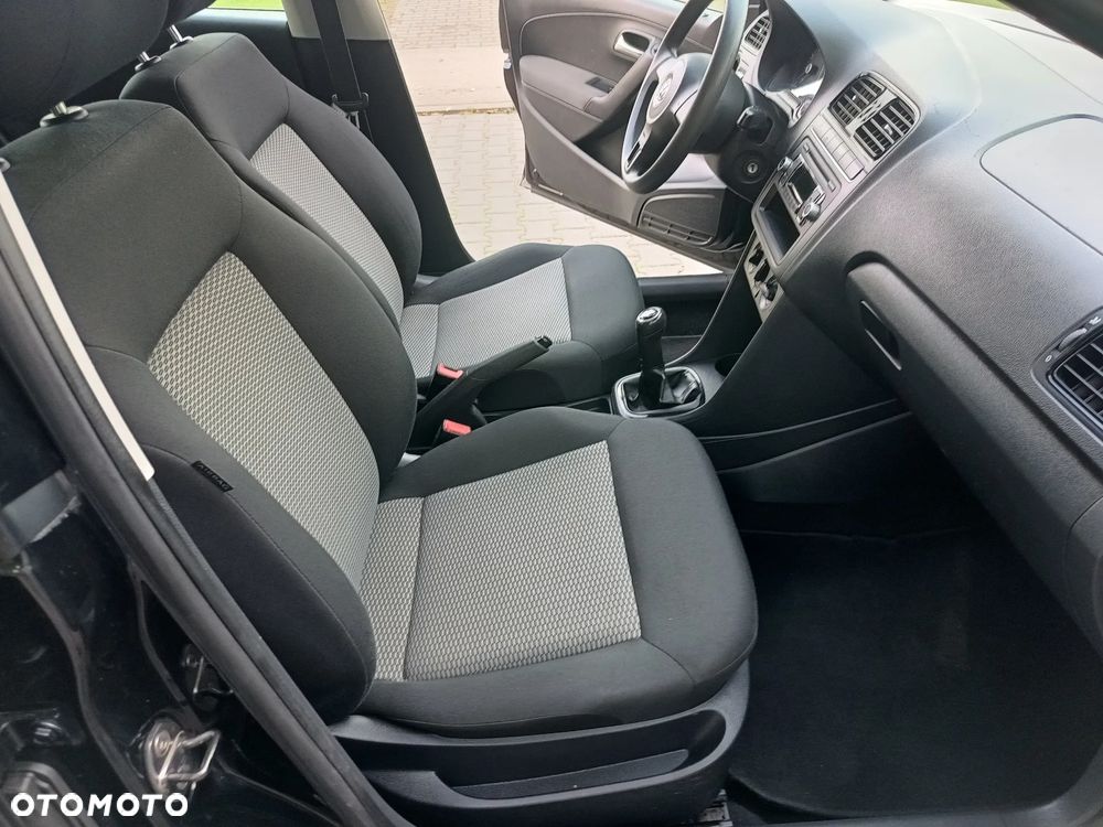 Volkswagen Polo - 17