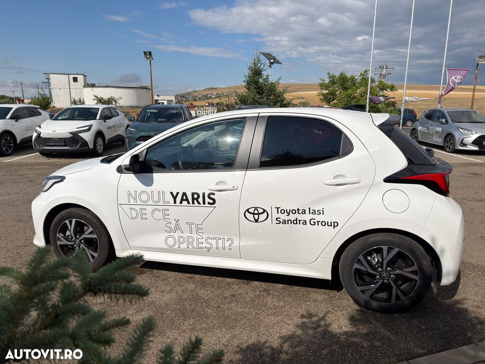 Toyota Yaris 1.5 VVT-i HSD Dynamic - 7
