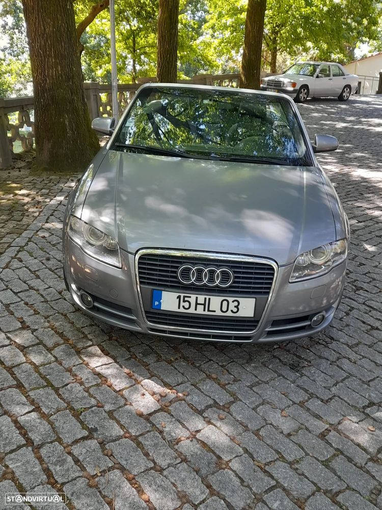 Audi A4 Cabrio 2.0 TDI S-line - 2