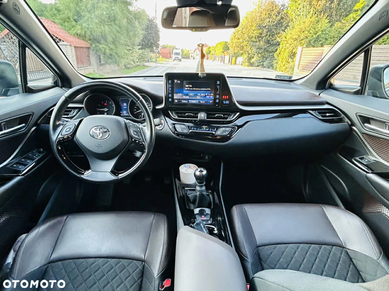Toyota C-HR 1.2 T Prestige - 8