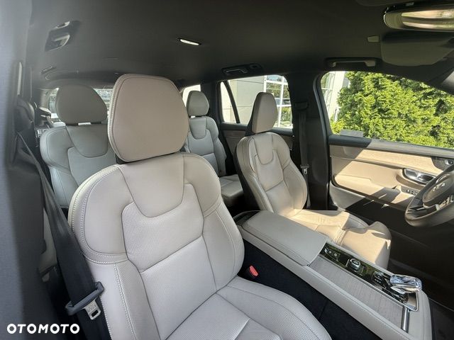Volvo XC 90 B5 B AWD Plus Bright - 23