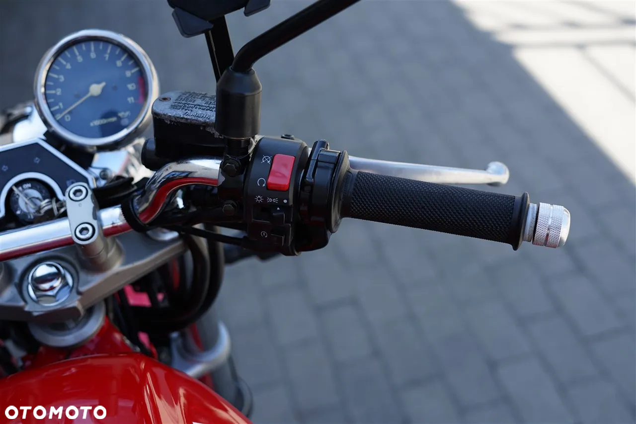 Yamaha XJ - 15