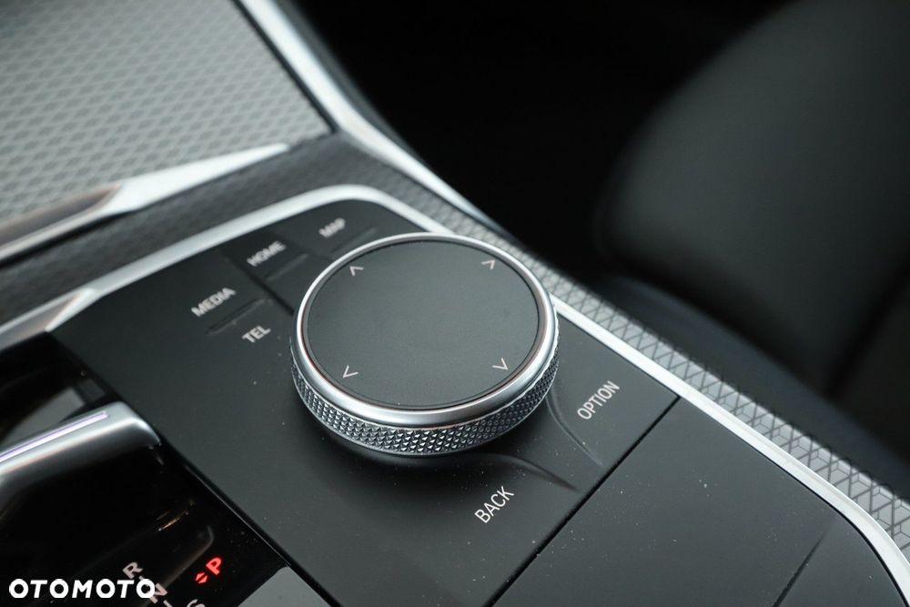 BMW Seria 3 - 18