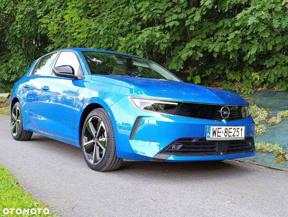 Opel Astra 1.2 T Business Elegance S&S - 33