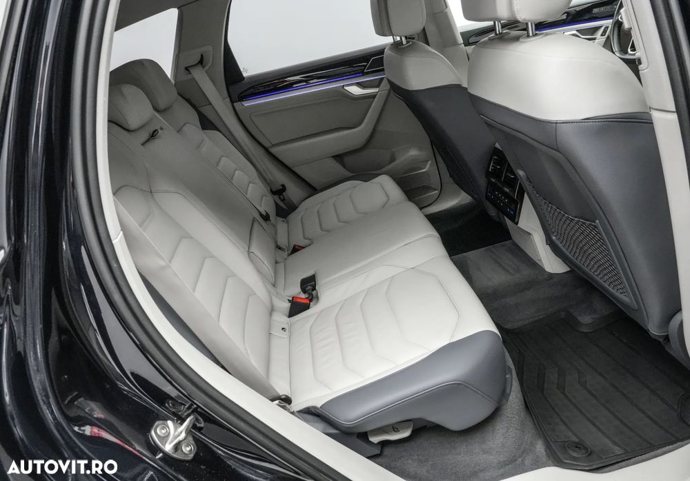 Volkswagen Touareg 3.0 V6 TSI OPF 4Motion Aut. Elegance - 17