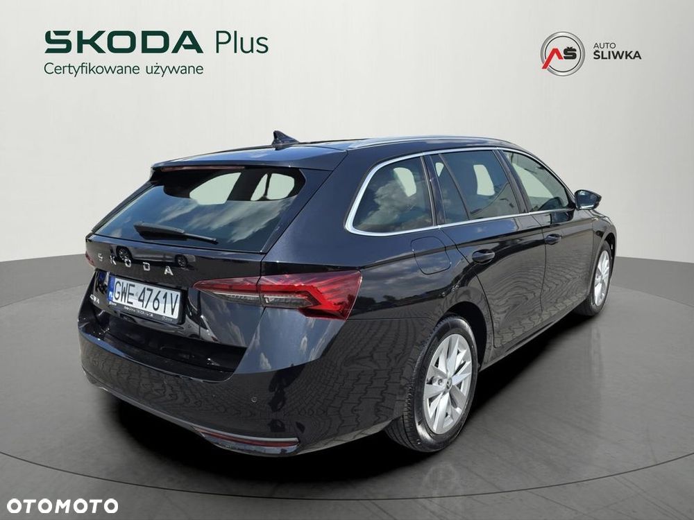 Skoda Octavia 1.5 TSI mHEV Selection DSG - 5