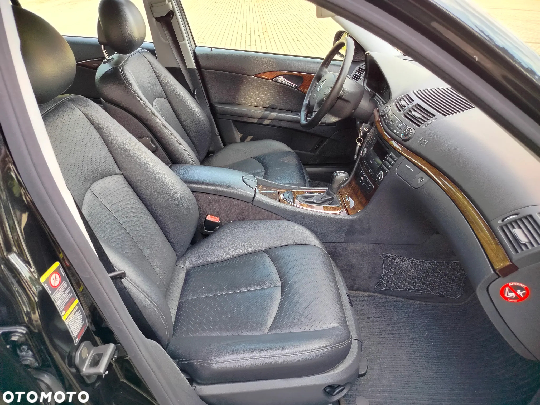Mercedes-Benz Klasa E 320 CDI Classic - 18