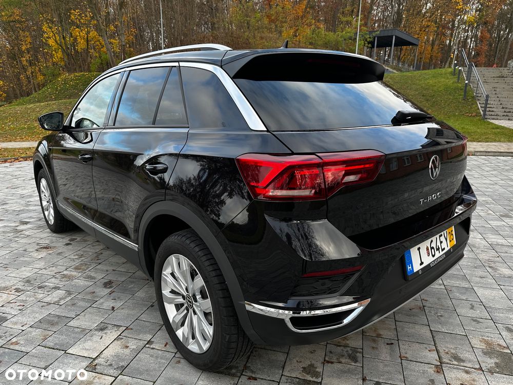 Volkswagen T-Roc - 11