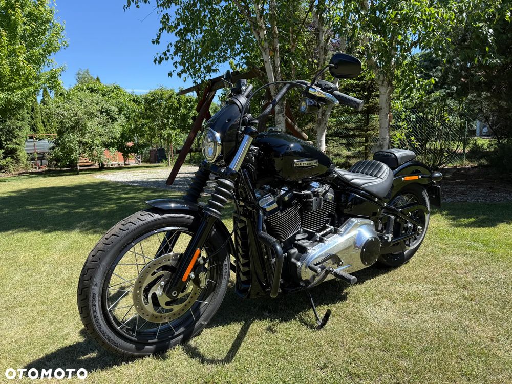 Harley-Davidson Softail Street Bob - 4
