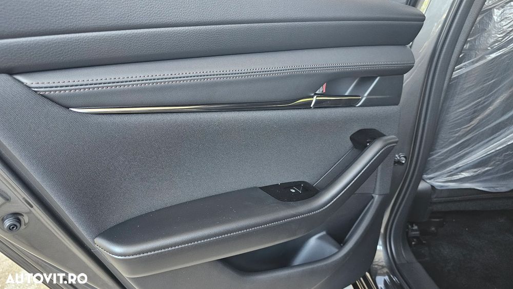 Mazda 3 e-Skyactiv X186 MHEV Center-Line - 22