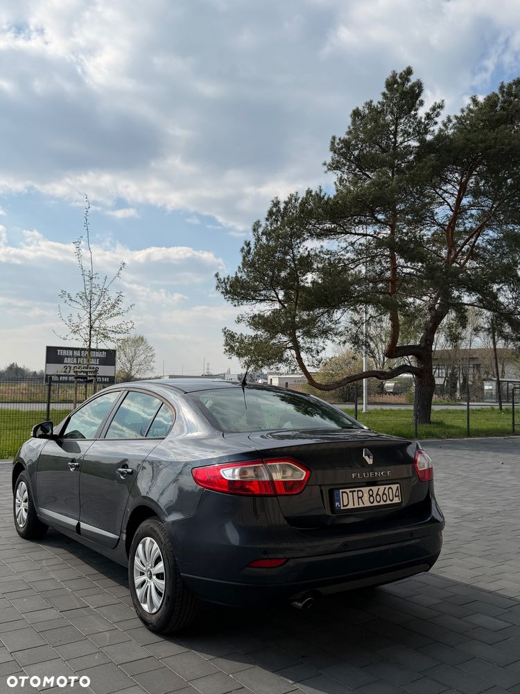 Renault Fluence 1.6 16V Expression - 10