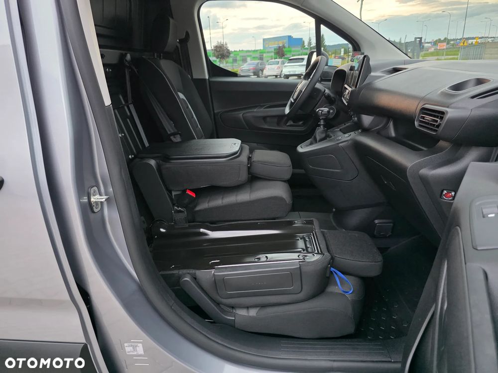 Citroën BERLINGO // CHŁODNIA // IZOTERMA // SALON PL // FABRYCZNA GWARANCJA // 1 WŁ // FV 23 % // - 30