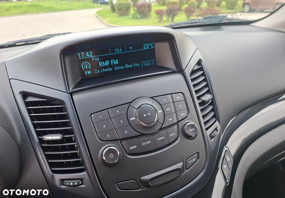 Chevrolet Orlando - 31