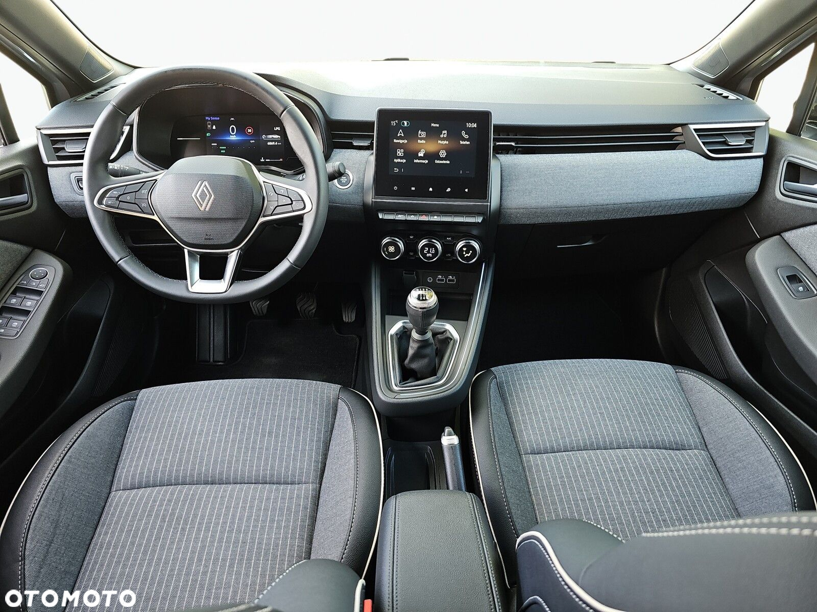 Renault Clio - 28