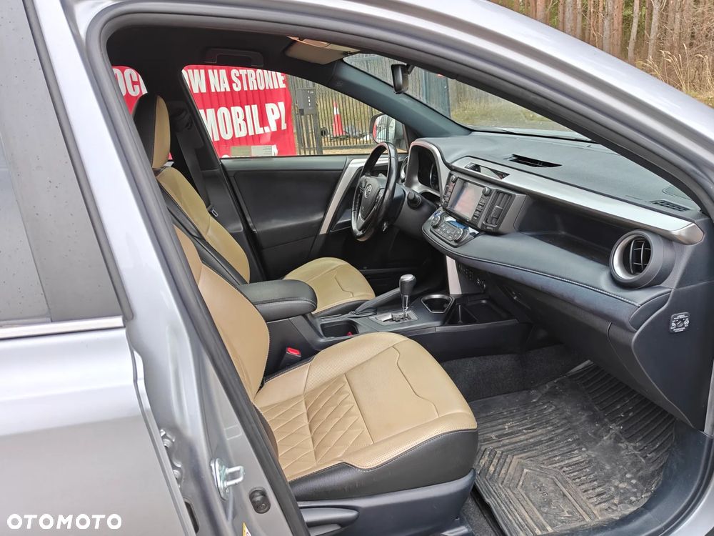 Toyota RAV4 - 10