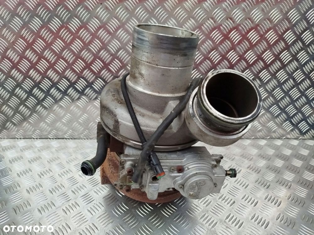 TURBINA TURBOSPRĘŻARKA SCANIA V8 EURO 6 - 1