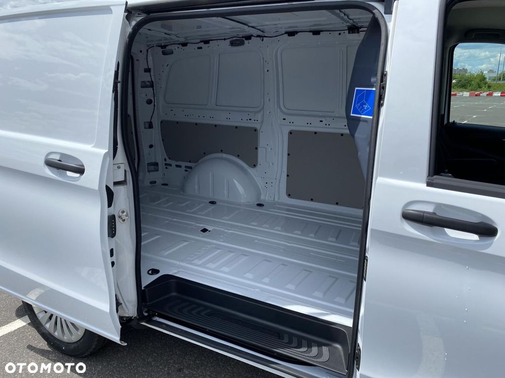 Mercedes-Benz Vito - 19