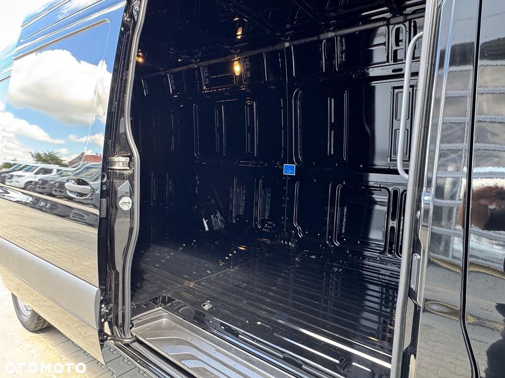 Mercedes-Benz Sprinter Furgon 319 cdi L3H2 4325 mm. - 12