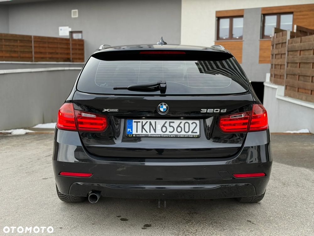 BMW Seria 3 320d xDrive Sport-Aut Sport Line - 7
