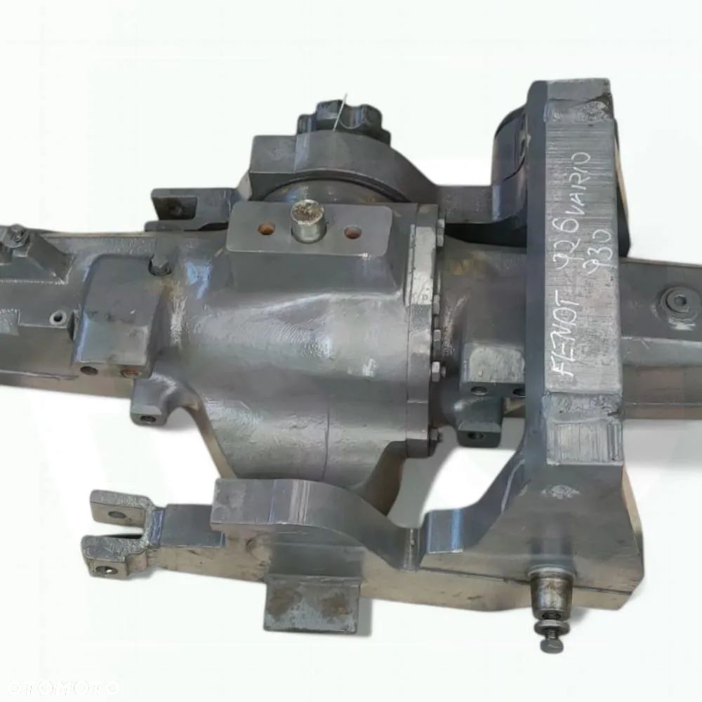Mocowanie OŚ PRZEDNIA H816301050021 Fendt 930 Vario - 9