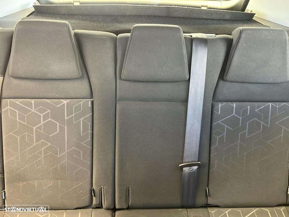 Peugeot 2008 1.2 PureTech Style - 15