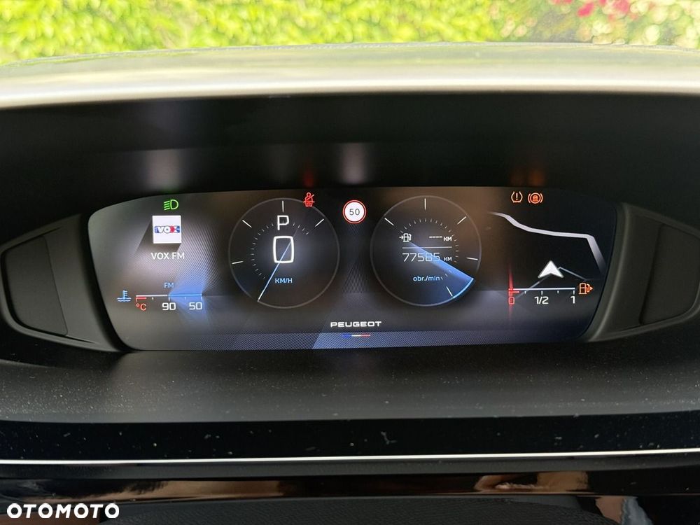 Peugeot 308 BlueHDi 130 EAT8 Allure - 30