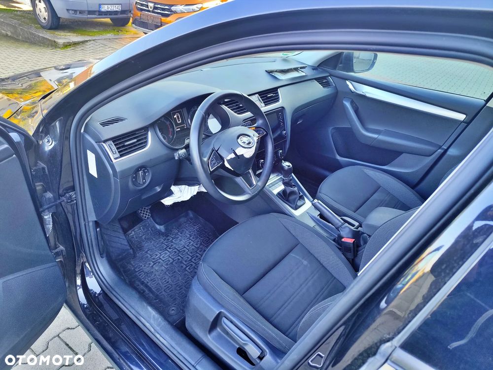 Skoda Octavia - 8