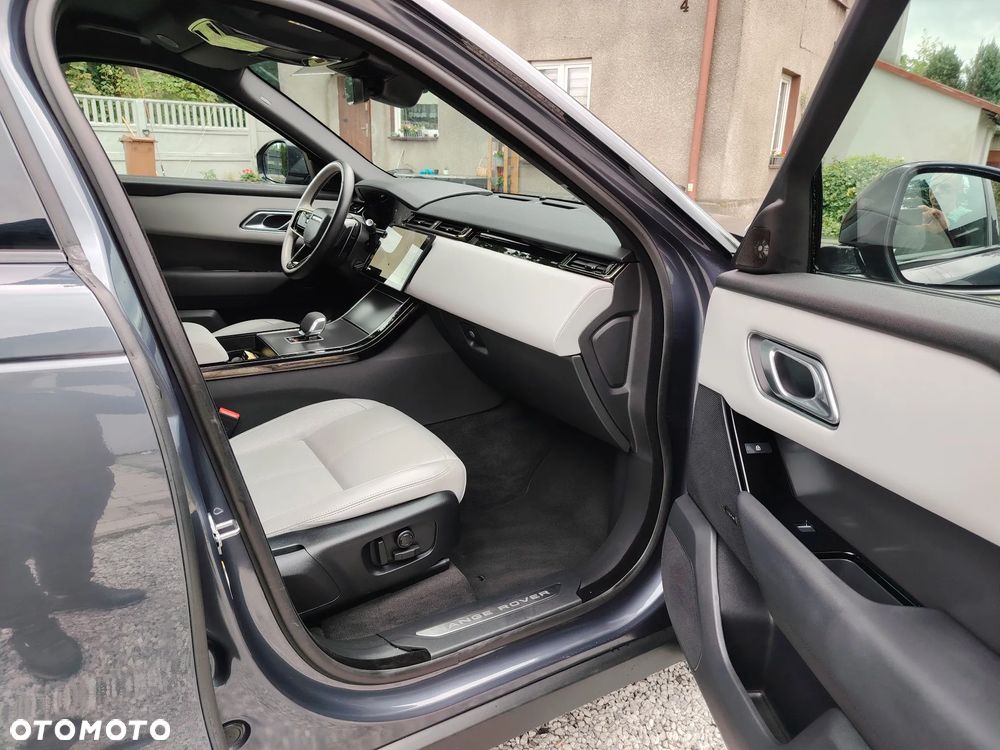 Land Rover Range Rover Velar 2.0 D200 mHEV R-Dynamic SE - 35