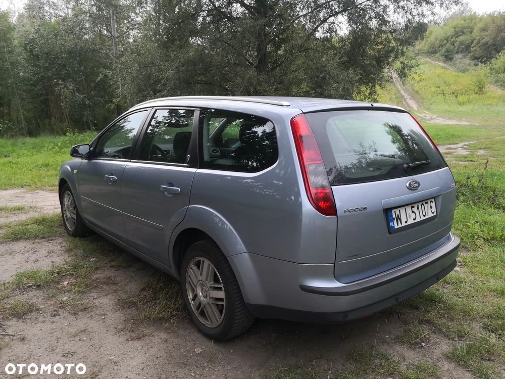 Ford Focus 1.6 TDCi DPF Ghia - 3