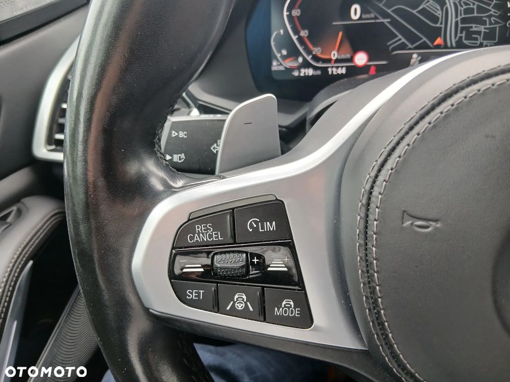 BMW X5 xDrive40d mHEV - 21