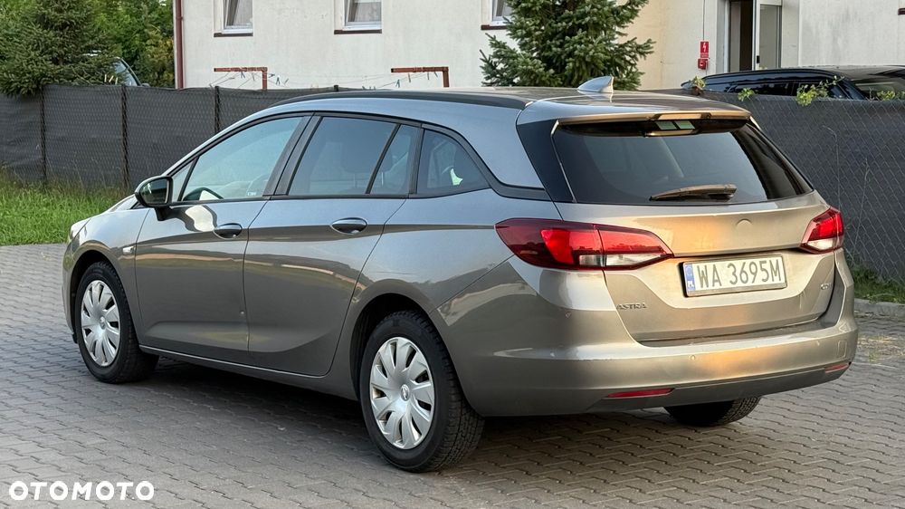 Opel Astra 1.6 CDTI Enjoy - 6
