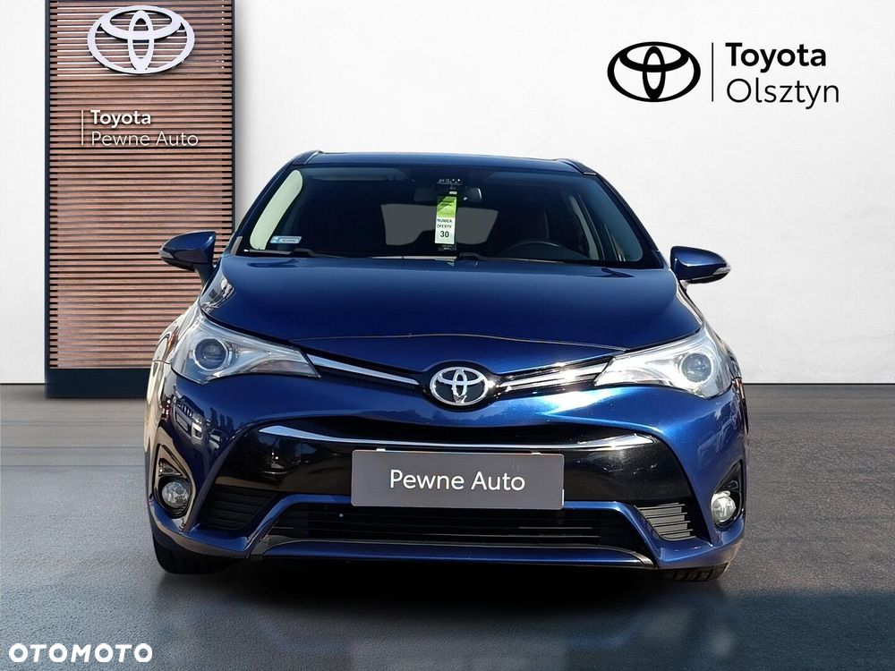 Toyota Avensis 2.0 D-4D Premium - 8