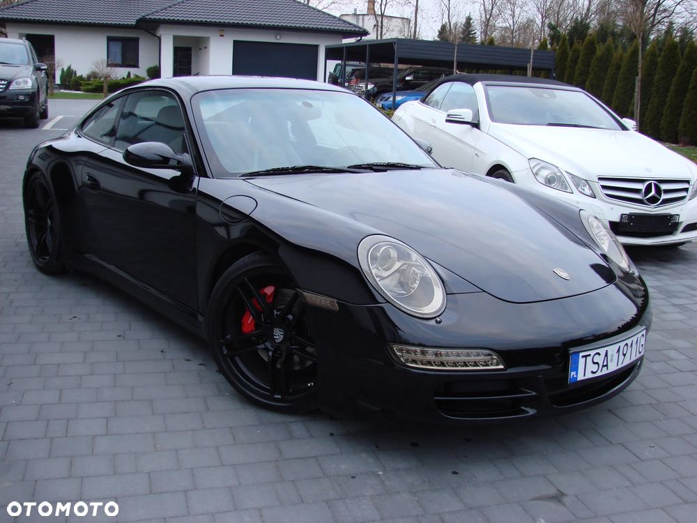 Porsche 911 Carrera 4 S - 6