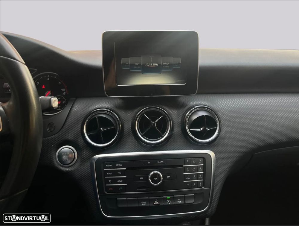 Mercedes-Benz A 180 d 7G DCT - 8