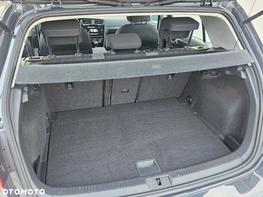 Volkswagen Golf 1.4 TSI BMT Comfortline - 13