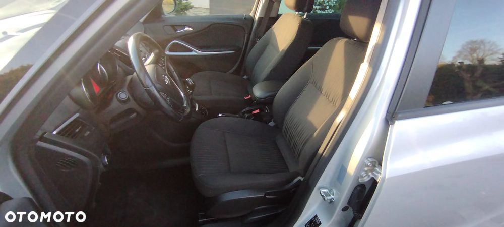 Opel Zafira Tourer 2.0 CDTI Edition - 11