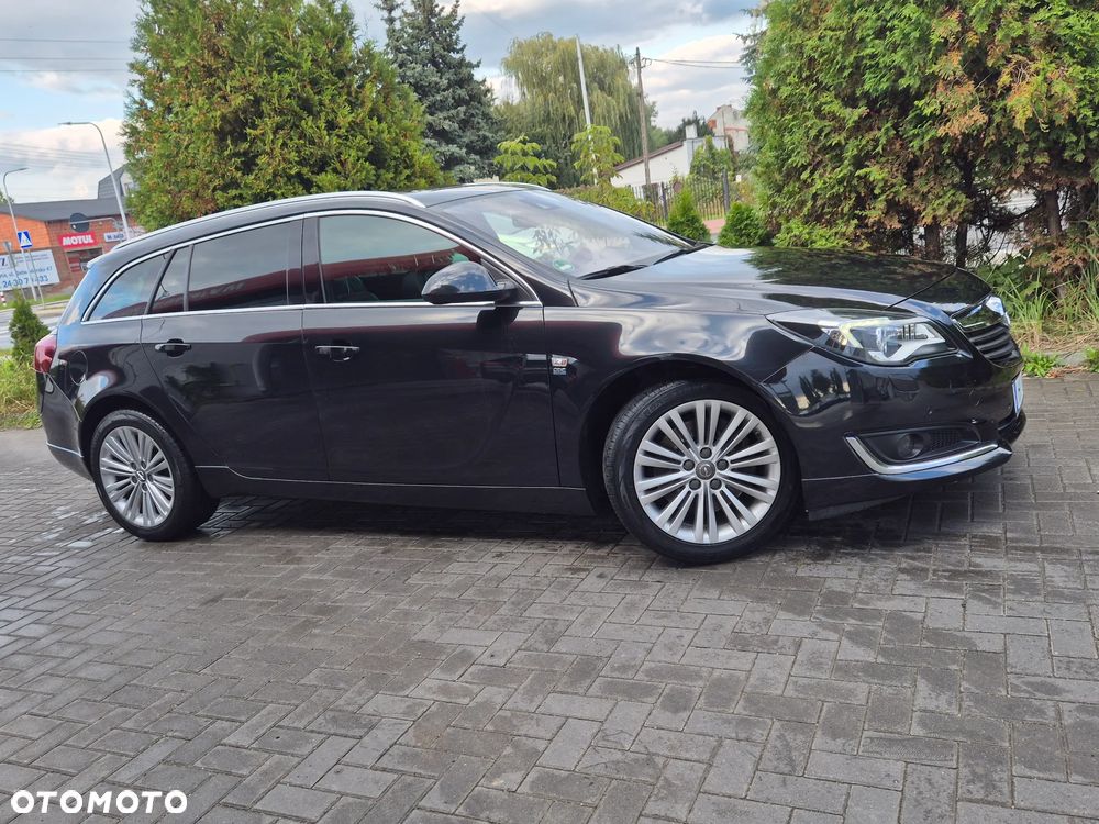 Opel Insignia 2.0 T Cosmo 4x4 S&S - 17