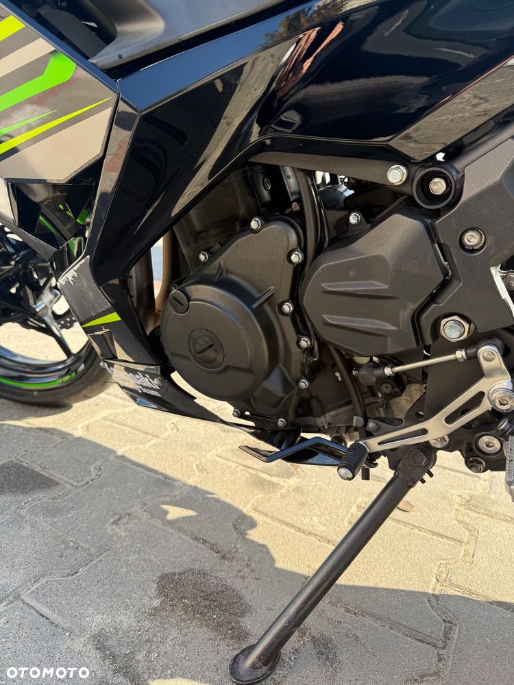 Kawasaki Ninja 400 - 23