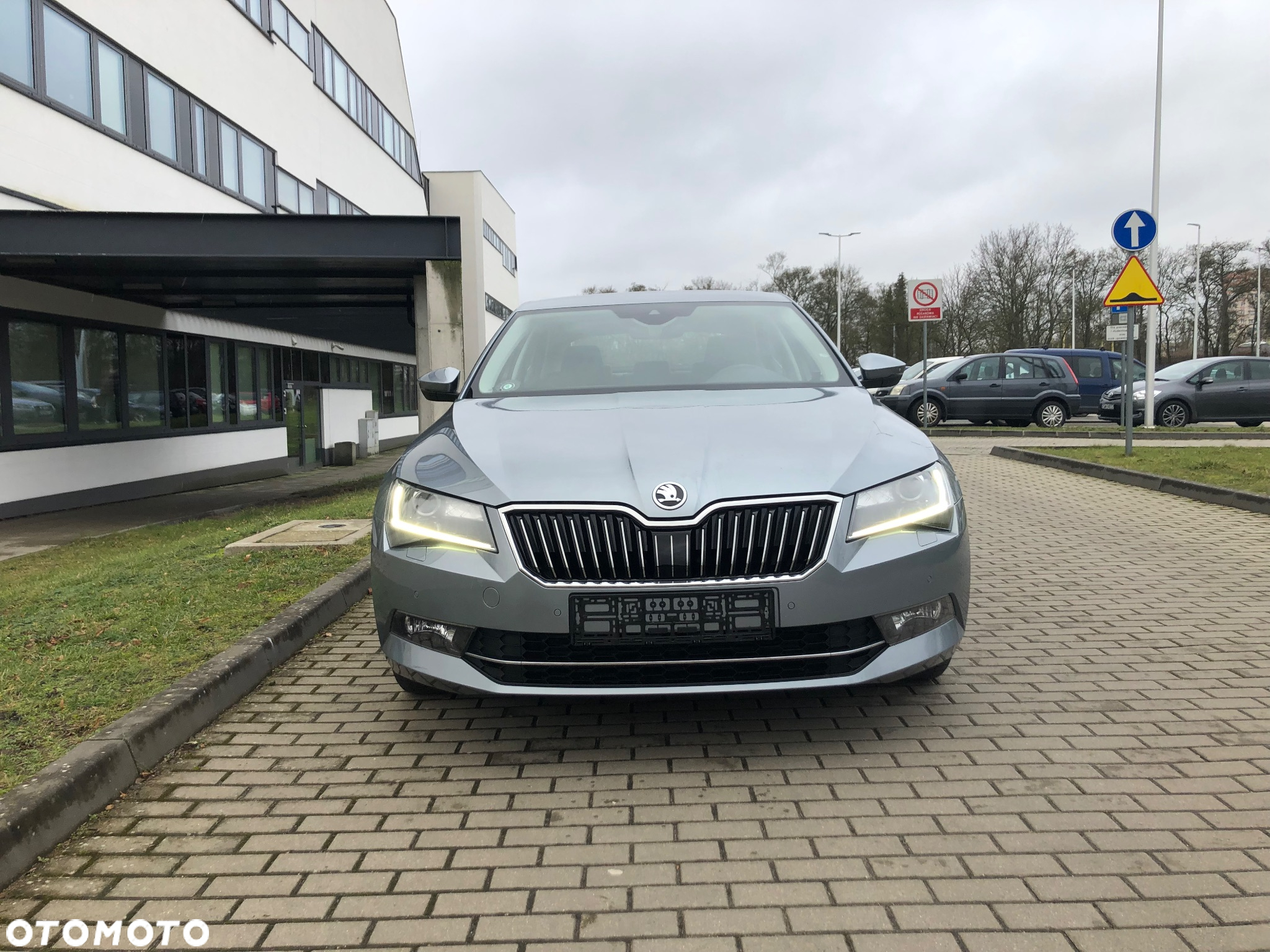 Skoda Superb 1.4 TSI ACT Style DSG - 3
