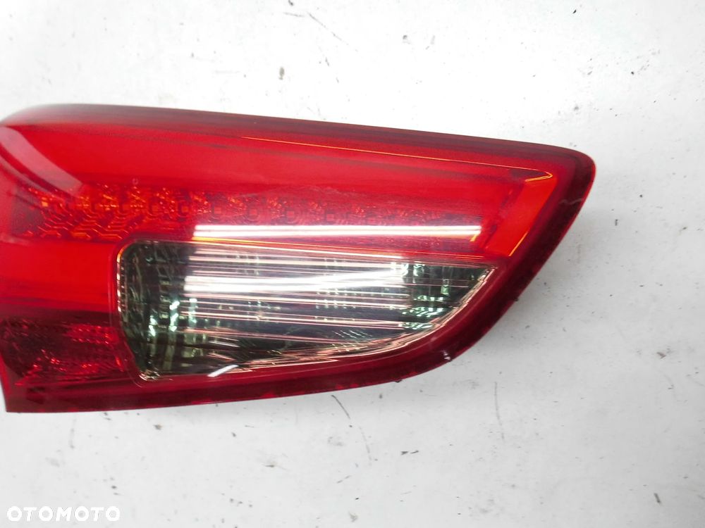 LAMPA W KLAPĘ 92403-A23 KIA CEED II KOMBI LEWA TYLNA LED ORYGINAŁ - 3