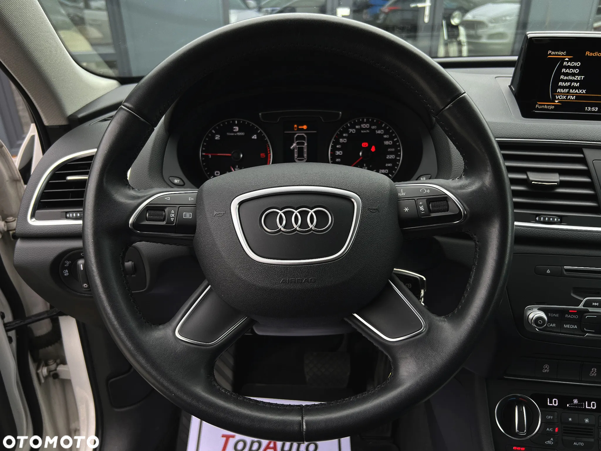 Audi Q3 2.0 TDI S tronic - 27
