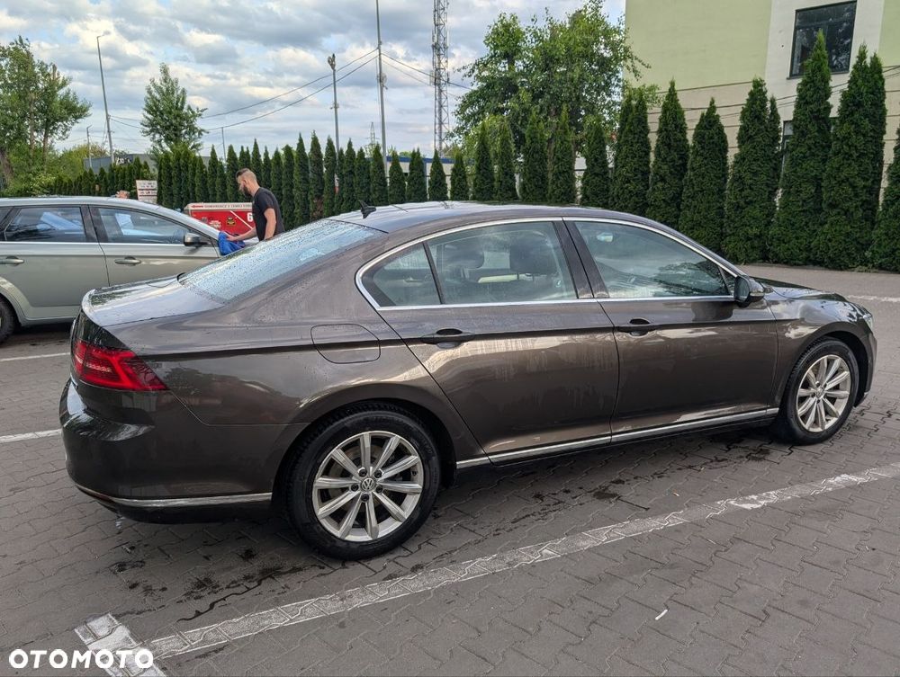 Volkswagen Passat 2.0 TDI BMT Highline DSG - 12