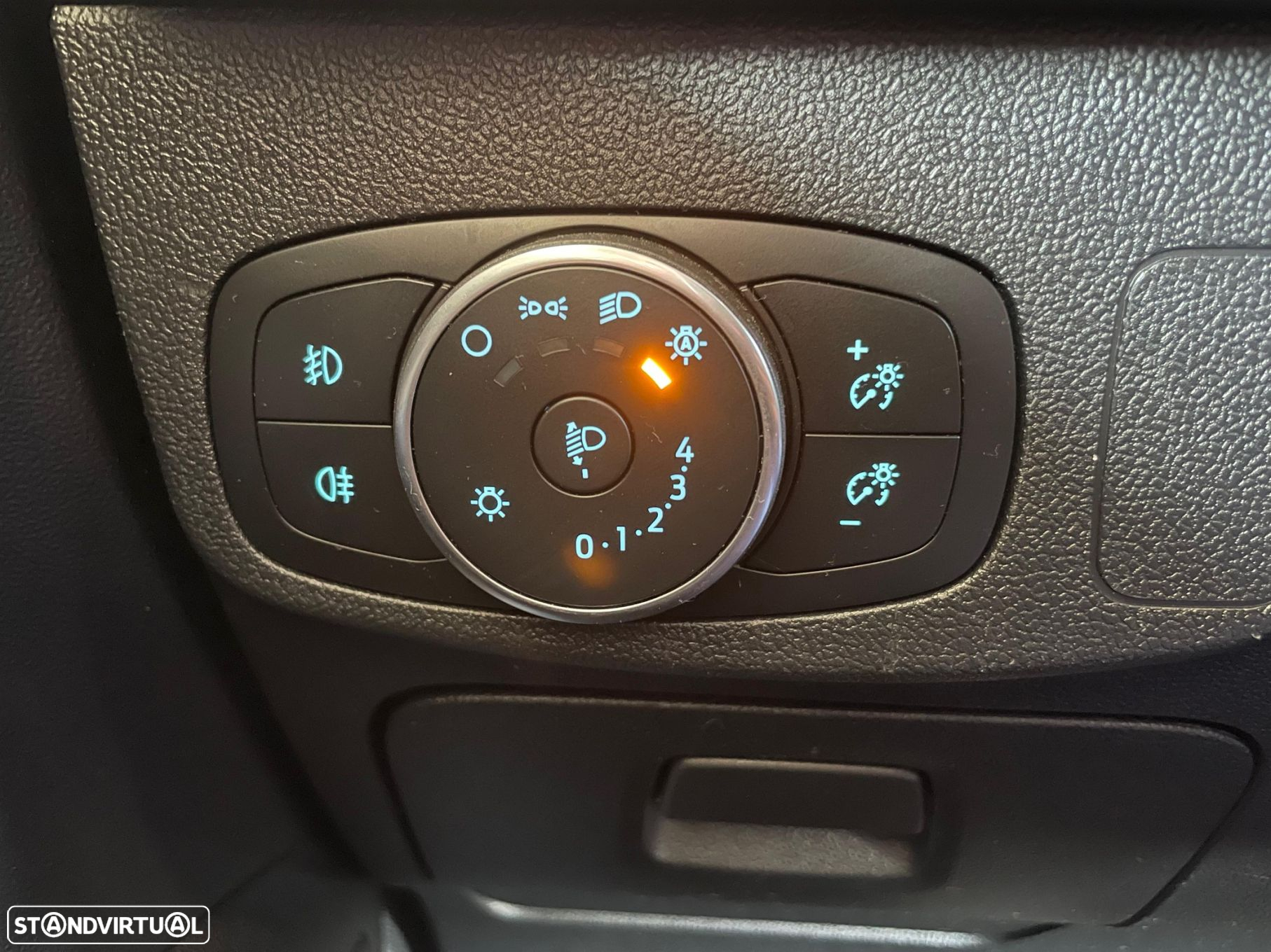 Ford Focus 1.0 EcoBoost Active Aut. - 14