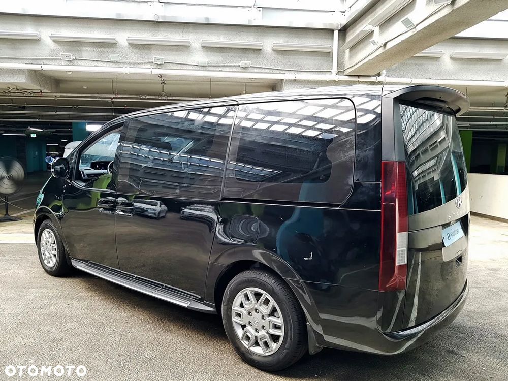 Hyundai H1 2022 photo 2