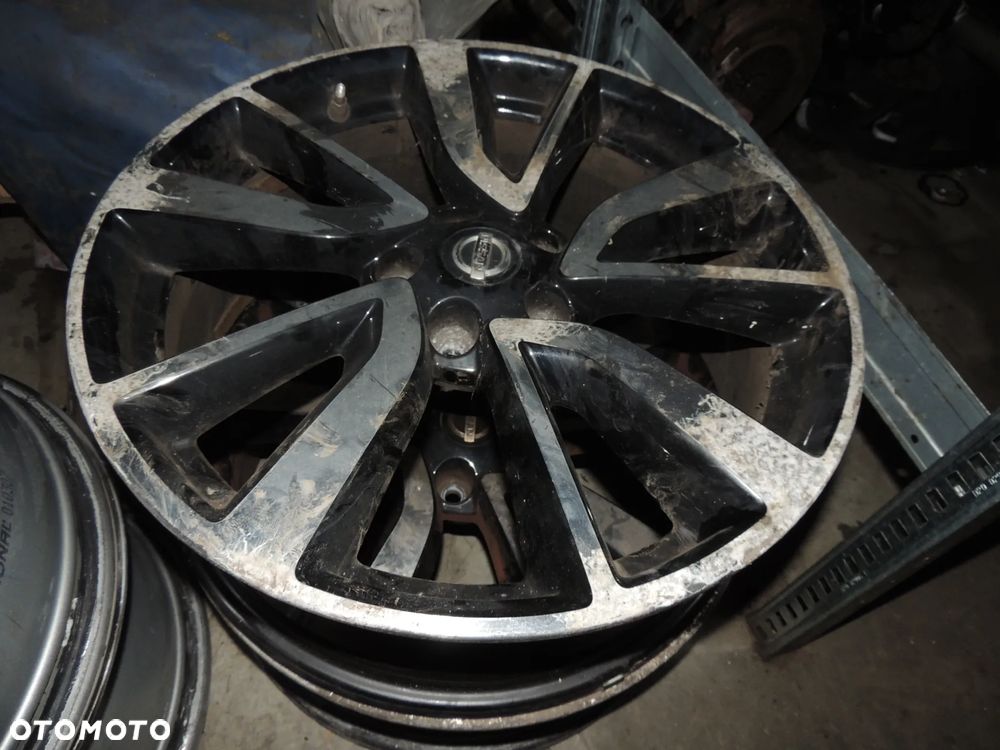 Felgi aluminiowe 19' Nissan Qashqai II  J11 - 5