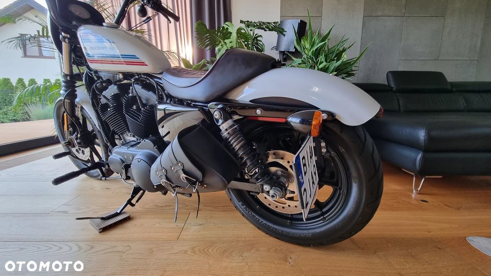Harley-Davidson Sportster Iron 1200 - 21